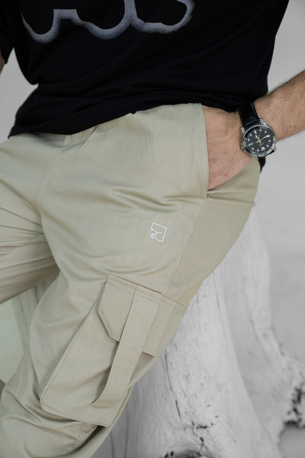 CREAMY CREST SLIM CARGO TROUSER