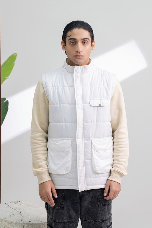 WHITE SLEEVLESS PUFFER JACKET