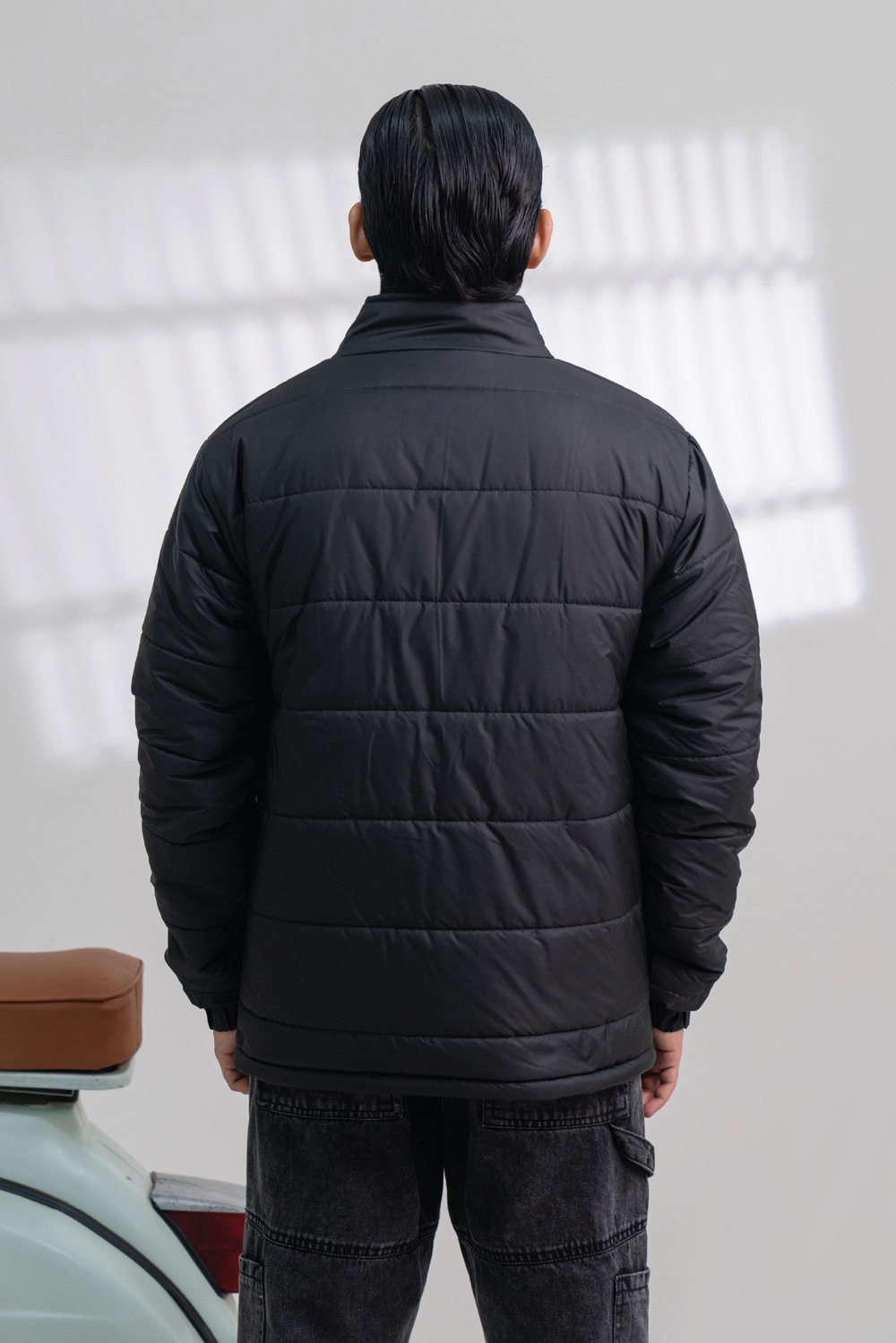 BLACK FULL SLEEVES PUFFER JACKET